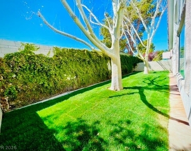 2125 Eaglepath Circle - Photo Thumbnail 32