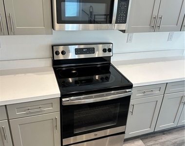 1130 Prospering Creek Street - Photo Thumbnail 10