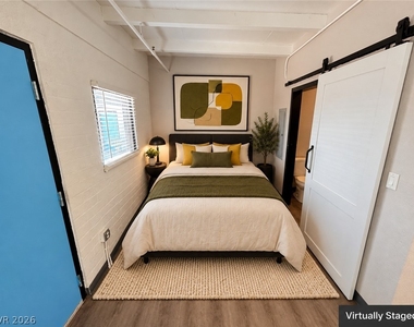 218 S 11th Street - Photo Thumbnail 5