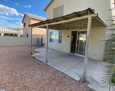 1368 Angel Falls Street - Photo Thumbnail 10