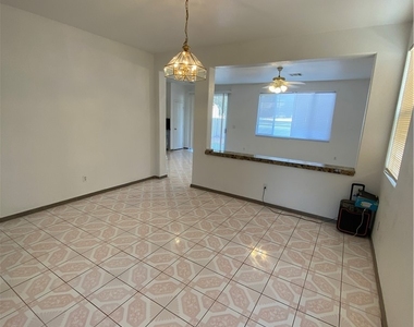 1368 Angel Falls Street - Photo Thumbnail 2