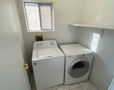 1368 Angel Falls Street - Photo Thumbnail 19