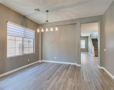 11223 Ivybridge Avenue - Photo Thumbnail 4