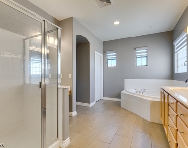 11223 Ivybridge Avenue - Photo Thumbnail 24