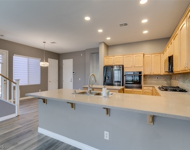 11223 Ivybridge Avenue - Photo Thumbnail 11