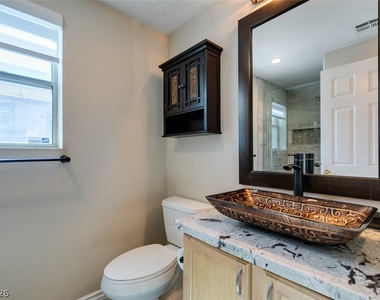 11223 Ivybridge Avenue - Photo Thumbnail 15
