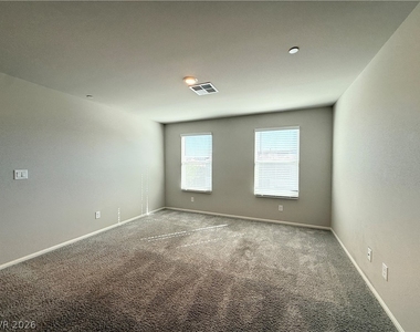 522 Spy Rock Avenue - Photo Thumbnail 37