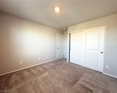 522 Spy Rock Avenue - Photo Thumbnail 50