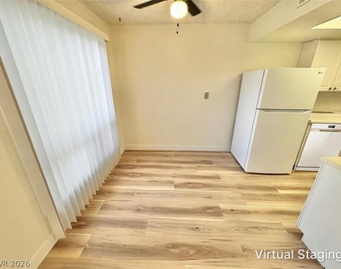 5012 Newport Cove Drive - Photo Thumbnail 4