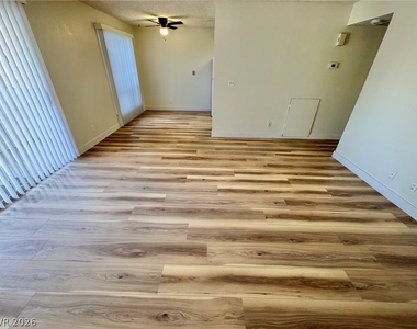 5012 Newport Cove Drive - Photo Thumbnail 3
