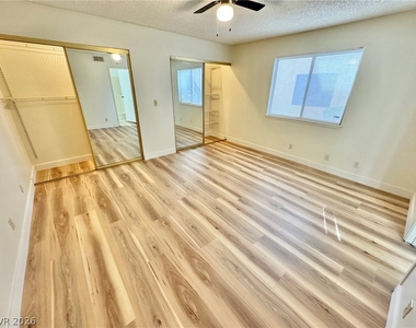 5012 Newport Cove Drive - Photo Thumbnail 6