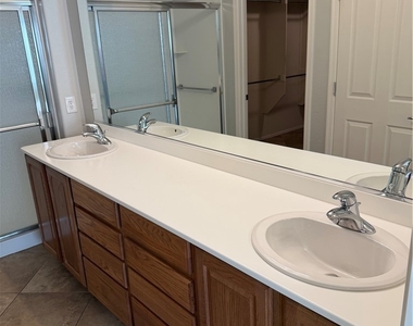 2503 Erastus Drive - Photo Thumbnail 6