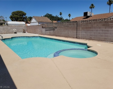 6384 Whippoorwill Way - Photo Thumbnail 26