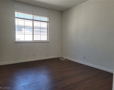 6384 Whippoorwill Way - Photo Thumbnail 16