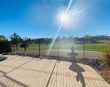 231 Cliff Valley Drive - Photo Thumbnail 2