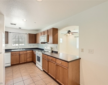 9005 Exultation Court - Photo Thumbnail 10
