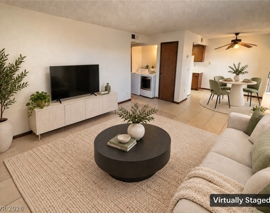 2772 Eldora Circle - Photo Thumbnail 2