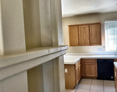 4670 San Vito Street - Photo Thumbnail 2