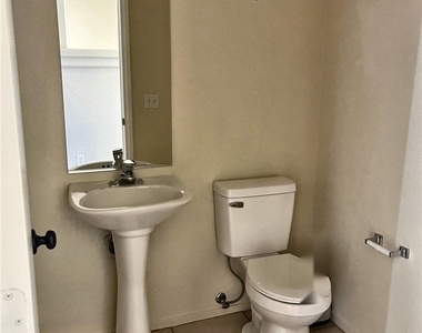 4670 San Vito Street - Photo Thumbnail 4