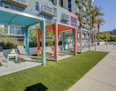 353 E Bonneville Avenue - Photo Thumbnail 22