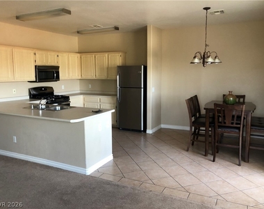855 N Stephanie Street - Photo Thumbnail 6