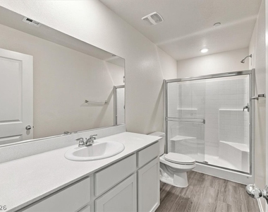 4841 Wine Ridge Avenue - Photo Thumbnail 9