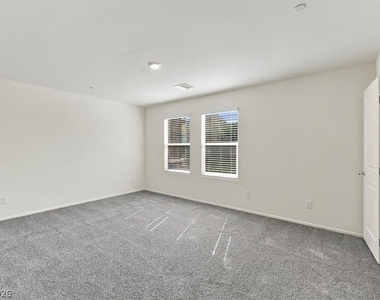 4841 Wine Ridge Avenue - Photo Thumbnail 10