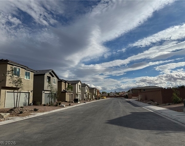4627 Chestnut Bark Court - Photo Thumbnail 38