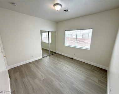9931 W Cherokee Avenue - Photo Thumbnail 17