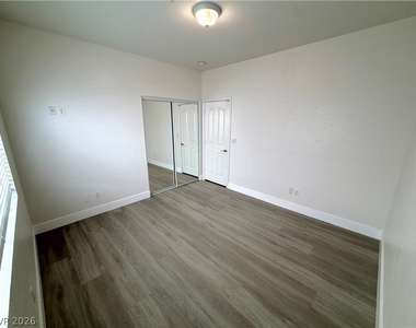 9931 W Cherokee Avenue - Photo Thumbnail 20