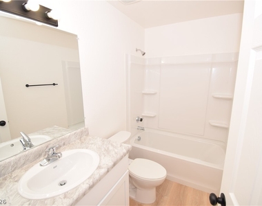 230 Mission Catalina Lane - Photo Thumbnail 15