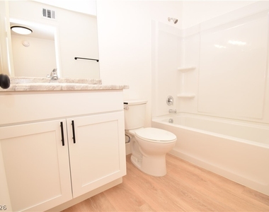230 Mission Catalina Lane - Photo Thumbnail 11