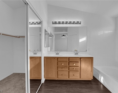 7063 Pacific Coast Street - Photo Thumbnail 24