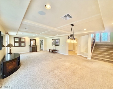 8578 Silver Coast Street - Photo Thumbnail 3