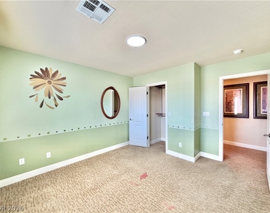 8578 Silver Coast Street - Photo Thumbnail 35