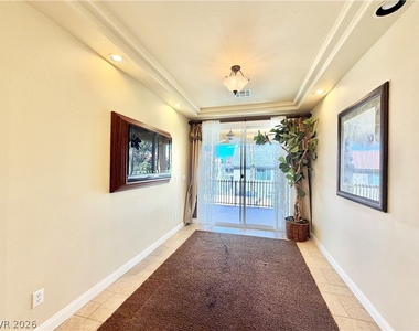 8578 Silver Coast Street - Photo Thumbnail 20