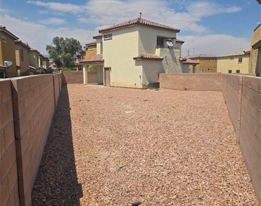 6109 Blue Luna Street - Photo Thumbnail 47