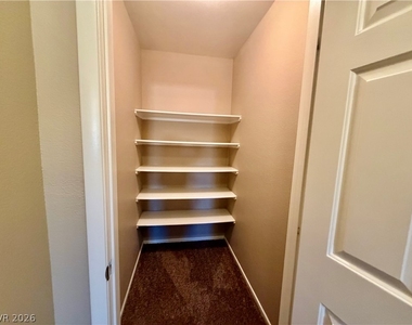 6109 Blue Luna Street - Photo Thumbnail 24