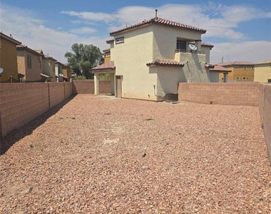 6109 Blue Luna Street - Photo Thumbnail 46