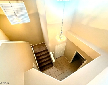 6109 Blue Luna Street - Photo Thumbnail 16