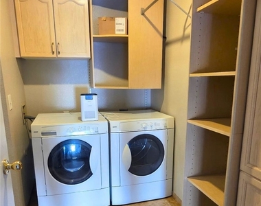 2601 Country Maple Avenue - Photo Thumbnail 19