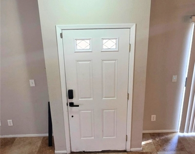 2601 Country Maple Avenue - Photo Thumbnail 7