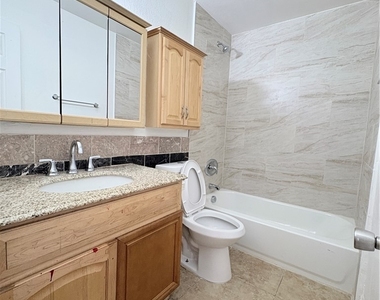 4217 Sawyer Avenue - Photo Thumbnail 25