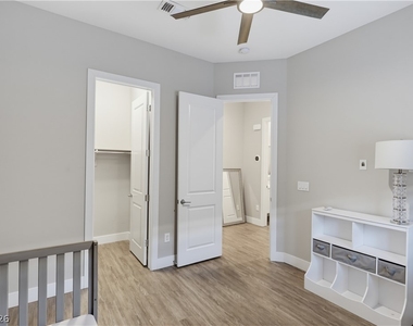 10373 Bressana Drive - Photo Thumbnail 12