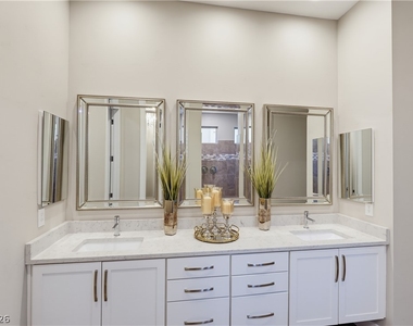 10373 Bressana Drive - Photo Thumbnail 30