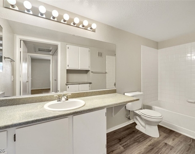 555 E Silverado Ranch Boulevard - Photo Thumbnail 20