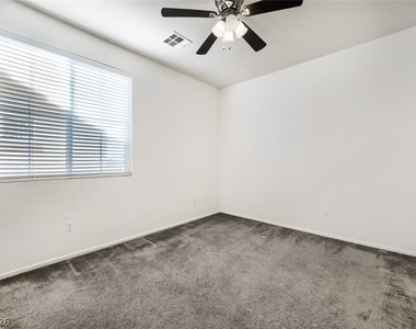 3412 Osiana Avenue - Photo Thumbnail 15
