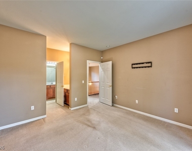 11409 Orazio Drive - Photo Thumbnail 15