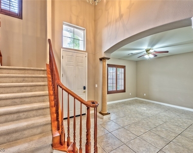 11409 Orazio Drive - Photo Thumbnail 9