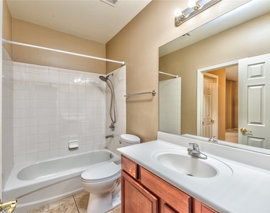 11409 Orazio Drive - Photo Thumbnail 17